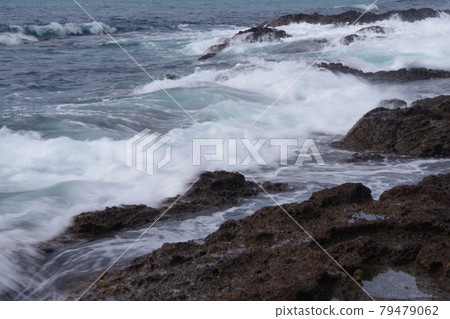 Rough waves in the Sea of Japan, waves bursting into tuff, Tango Peninsula Rough waves in the Sea of Japan, waves bursting into tuff, Tango Peninsula 79479062