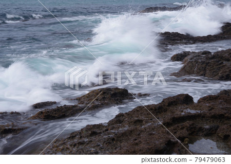 Rough waves in the Sea of Japan, waves bursting into tuff, Tango Peninsula Rough waves in the Sea of Japan, waves bursting into tuff, Tango Peninsula 79479063