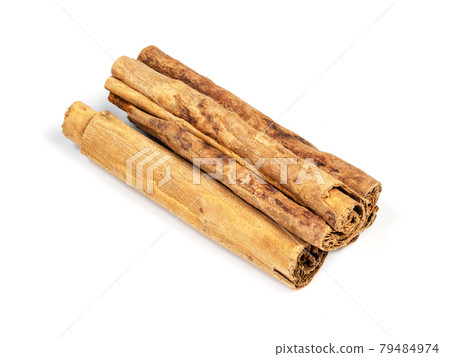 several quills of continental ceylon cinnamon 79484974