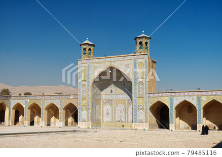 The courtyard of Vakil Mosque on January 2009 in Shiraz, Iran. Vakil means regent, which was the title used by Karim Khan, the founder of Zand Dynasty. Originally built between 1751 and 1773. 79485116