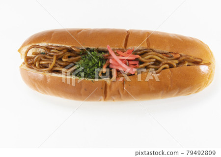Yakisoba bread  79492809