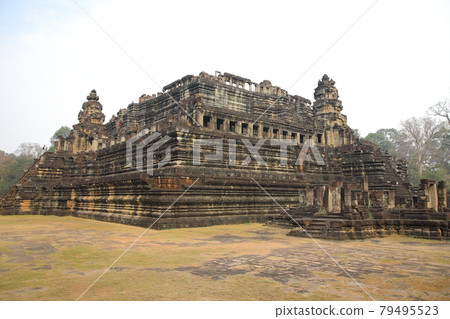 Phimeanakas Temple (Cambodia) Phimeanakas Temple (Cambodia) 79495523