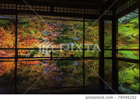 京都八瀨Rurikoin辦公桌楓秋天點亮 79498202