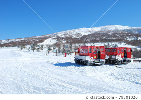 Snowcat at Sugadaira Kogen Ski Resort (Sugadaira Kogen Snow Resort) 79501026
