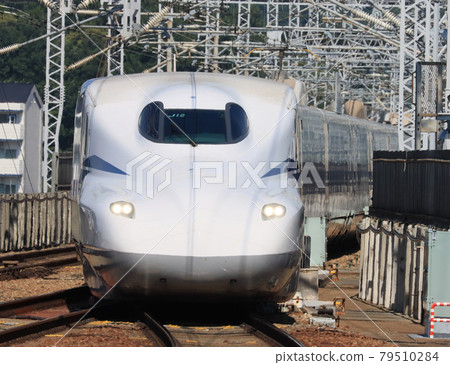 N700S抵達姬路站 N700S抵達姬路站 79510284