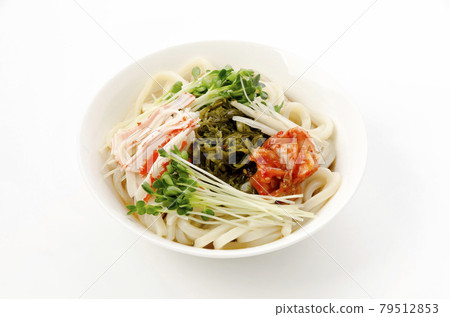 健康的顏射烏冬面 79512853