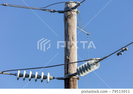 Photograph of a transmission line cable system and assembly Photograph of a transmission line cable system and assembly 79513051