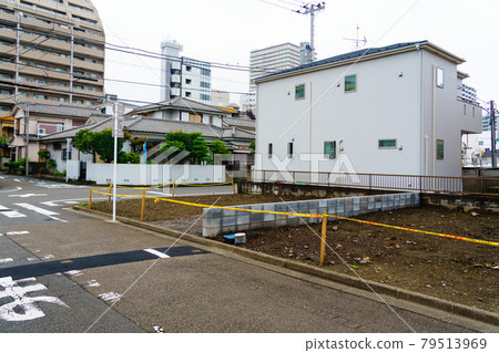 Corner lot vacant lot Corner lot vacant lot 79513969