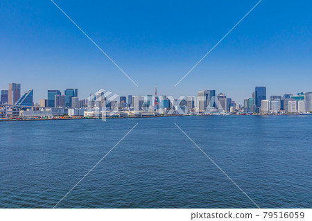 【東京街景】從彩虹橋眺望東京都 【東京街景】從彩虹橋眺望東京都 79516059