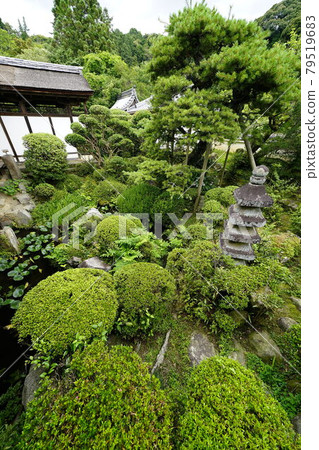 Tenri Chogakuji Temple Hakoba 79519683