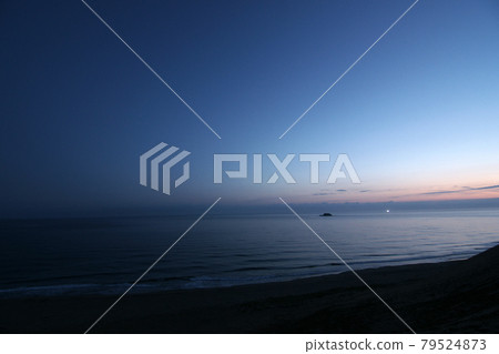 Tottori four seasons walk summer Tottori sand dunes 79524873