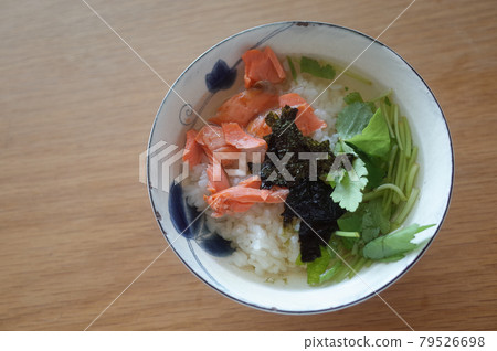 切碎的蔥 切碎的蔥 79526698