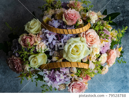 Fresh summer floral box 79528788