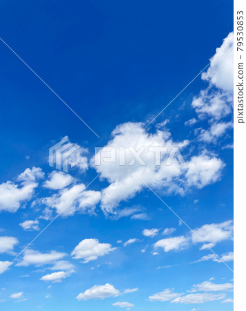 Background image of many clouds floating under the blue sky Background image of many clouds floating under the blue sky 79530853