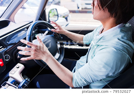 Autonomous driving autopilot car AI 79532027