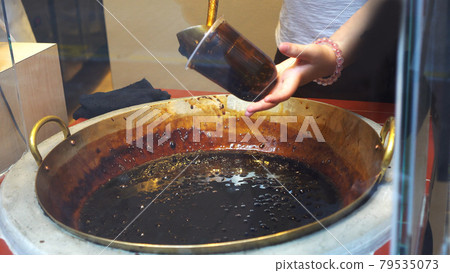 Making of burnt brown sugar boba tapioca milk tea shop Making of burnt brown sugar boba tapioca milk tea shop 79535073