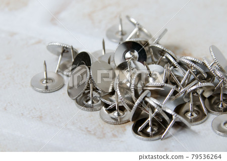 Pushpins, pushpins, pushpins, needles, stabs, stationery, stationery, offices, pins, household goods Pushpins, pushpins, pushpins, needles, stabs, stationery, stationery, offices, pins, household goods 79536264