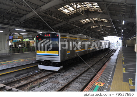 JR East Tsurumi Line Tsurumi Station 79537690