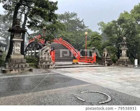 Sumiyoshi Taisha Taikobashi Rain Sumiyoshi Taisha Taikobashi Rain 79538931