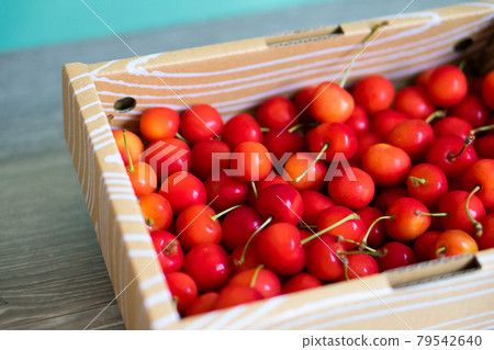 A large number of boxed cherries, hometown tax refunds 79542640