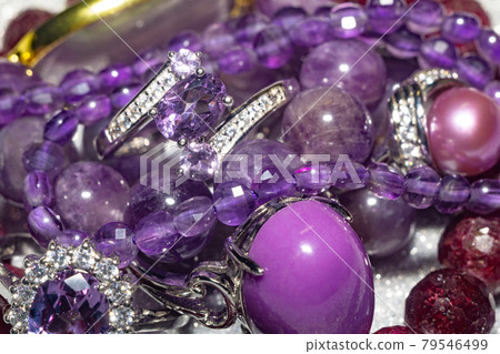 Jewelry with purple stones 79546499