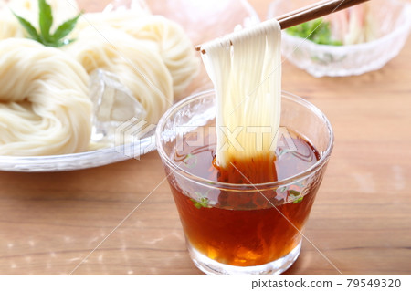 餐桌用筷子 餐桌用筷子 79549320