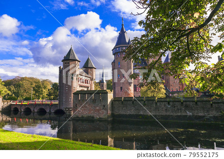 Most beautiful medieval castles of Europe - De Haar in Holland, Utrecht town, Netherlands Most beautiful medieval castles of Europe - De Haar in Holland, Utrecht town, Netherlands 79552175