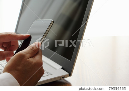 Image of teleworking Image of teleworking 79554565
