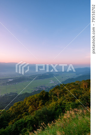 Scenery of Hiramaru Pass (dawn) Scenery of Hiramaru Pass (dawn) 79558702