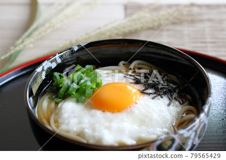 月見斗羅烏冬面 79565429