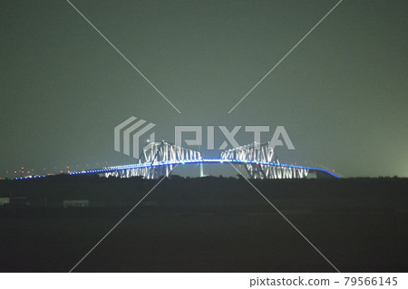 夜晚的金門大橋 79566145