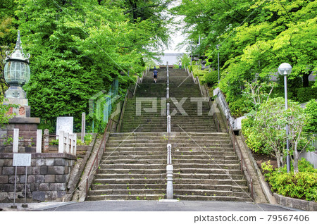 Ikegami Honmonji, Tokyo, 96 steps of stone steps Ikegami Honmonji, Tokyo, 96 steps of stone steps 79567406