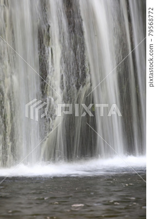 輕井澤白瀑瀑布 79568772