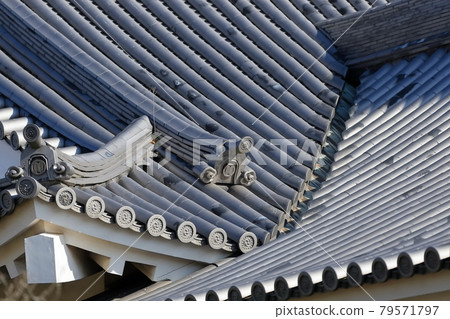 Roof tile of Sekiyado castle simulated turret 79571797