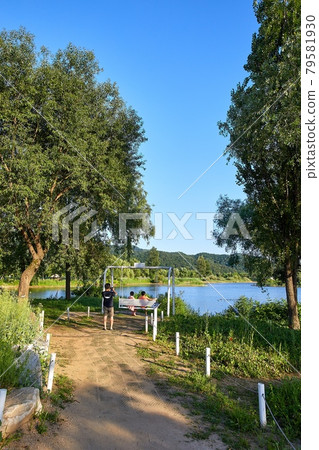 加平郡 Jaraseom Namdo 花園，藍天白雲美麗 79581930