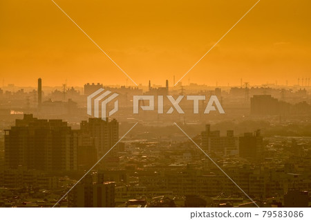 東近市，Oro市，現代的Maito風格。 79583086