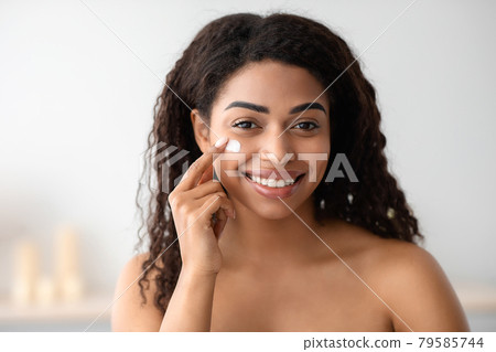 Anti-aging and anti-wrinkle care, home treatments and self-isolation covid-19 79585744