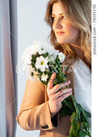 8 march gift online dating obese woman flowers 8 march gift online dating obese woman flowers 79595730