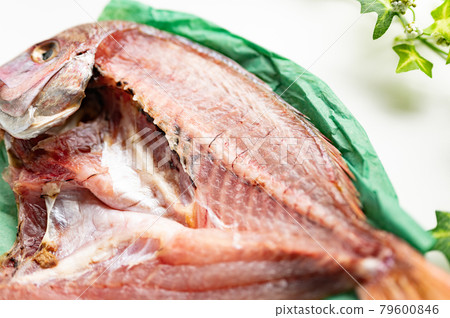 魚中之王紅鯛開張 魚中之王紅鯛開張 79600846