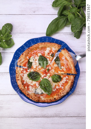 Pizza Pizza 79603367
