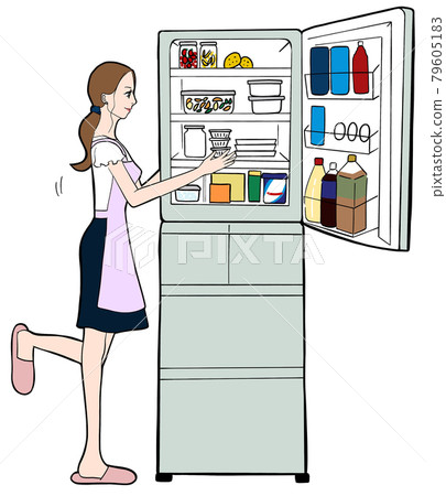 Housewife opening refrigerator Housewife opening refrigerator 79605183