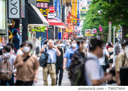 日本東京城市景觀第四次緊急宣言明天......秋葉原受到人和外國人的威脅......=7月11日 日本東京城市景觀第四次緊急宣言明天......秋葉原受到人和外國人的威脅......=7月11日 79607464