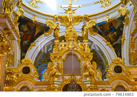 The State Hermitage Museum is a museum of art and culture in St. Petersburg, Russia. 79614863