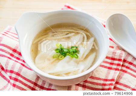 雲吞湯  79614906