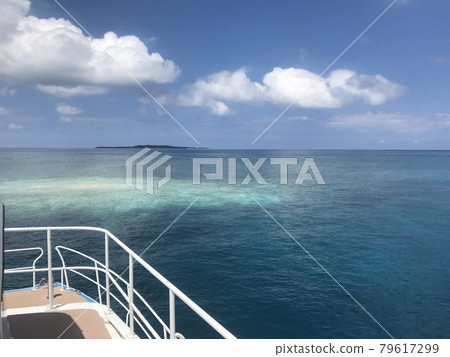 Barasu Island has become smaller due to the typhoon 79617299