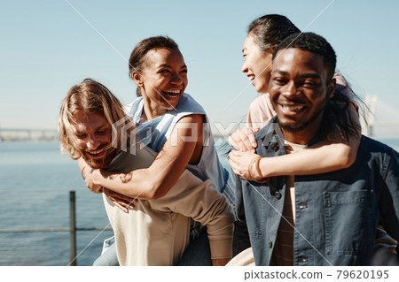 Playful Couples in Summer Playful Couples in Summer 79620195