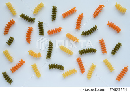 短麵食三色 fusilli 79623554