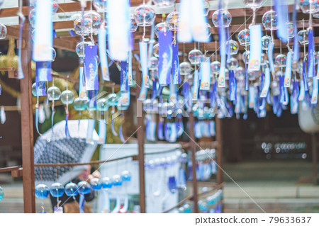 Shot of the wind chimes of Shizumoto Shrine in Shimamoto Town, Mishima-gun, Osaka Prefecture Shot of the wind chimes of Shizumoto Shrine in Shimamoto Town, Mishima-gun, Osaka Prefecture 79633637