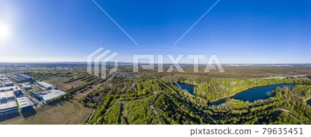 Aerial view over Oberwaldsee recreation area close to Frankfurt in Germany 79635451
