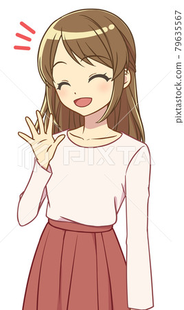 一個穿著便衣的女人舉起了手 79635567